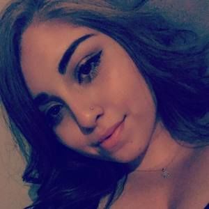 Meet your Posher, Kenia